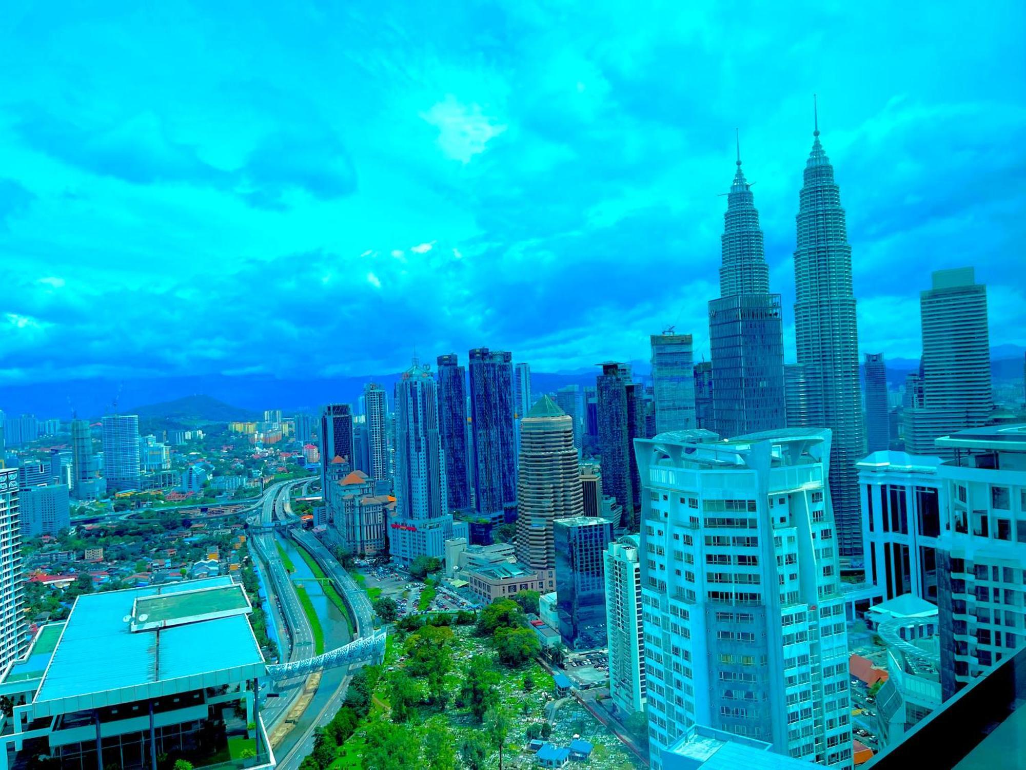 The Platinum Klcc Apartment
